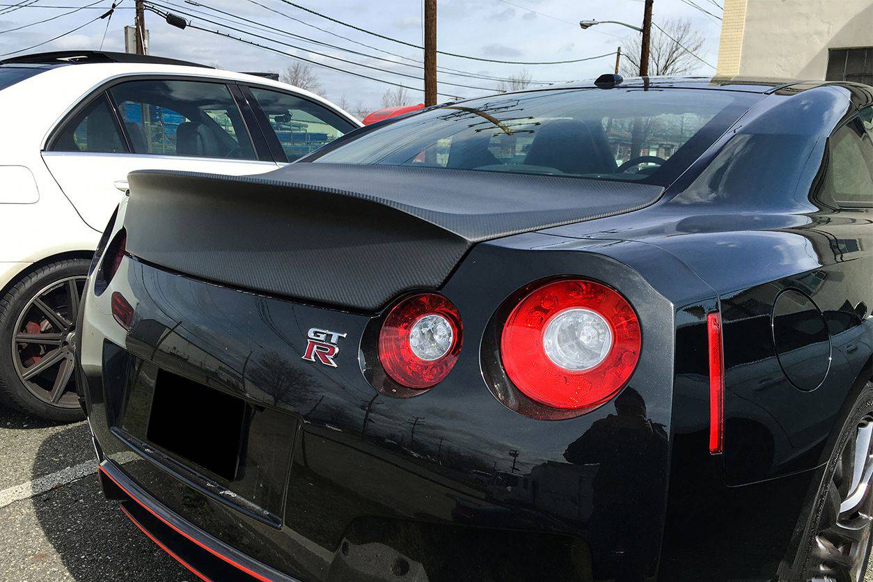 2008-2025 Nissan GTR R35 CBA DBA EBA DLK Style Carbon Fiber Trunk